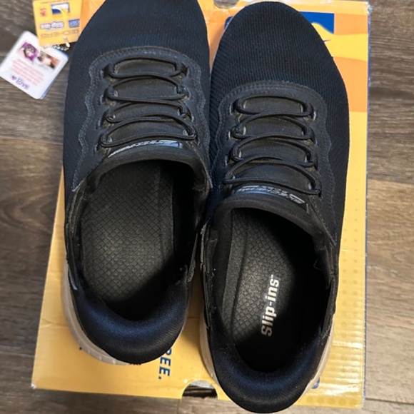 Sketchers slip in bobs - Picture 3 of 6